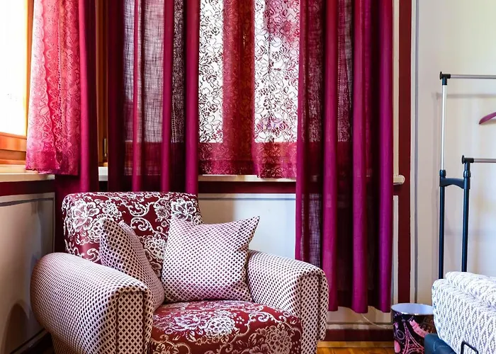 Nyaraló Blacksmith's House - Old Town *